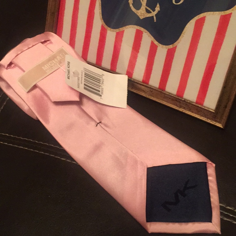 NWT Michael Kors Silk Necktie 👔